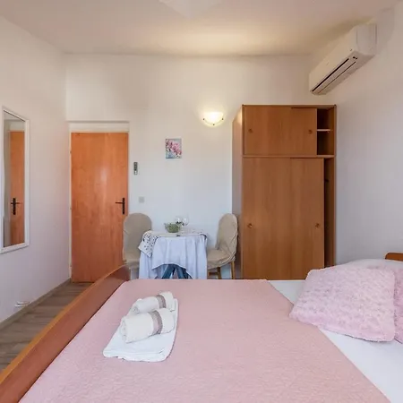 Pensjonat Friganovic Vodice